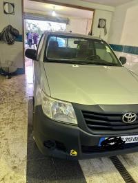 السيارات-النفعية-toyota-hilux-2013-ماسرة-مستغانم-الجزائر