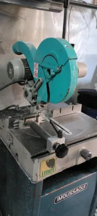 Tronçonneuse aluminium et PVC 
