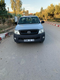 voitures-toyota-hilux-2012-mascara-algerie