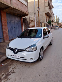 voitures-renault-clio-campus-2015-chlef-algerie