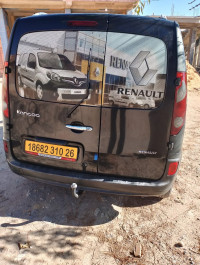 voitures-renault-kangoo-2010-ain-boucif-medea-algerie