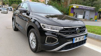 voitures-volkswagen-t-roc-2023-life-toutes-options-ben-aknoun-alger-algerie