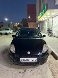 voitures-fiat-punto-2012-lounge-tlemcen-algerie