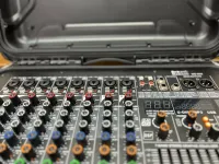 Table de mixage amplifié MD-858
