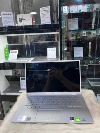 Dell Inspiron 7490 