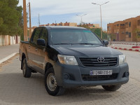 voitures-toyota-hilux-2015-legend-dc-4x2-djelfa-algerie