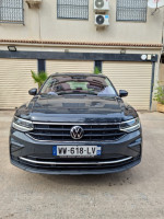 voitures-volkswagen-tiguan-2023-active-alger-centre-algerie