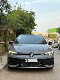 سيارات-volkswagen-golf-8-2025-r-black-edition-بجاية-الجزائر