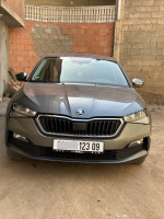 voitures-skoda-scala-2023-blida-algerie