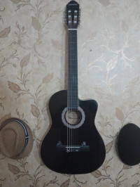 instruments-a-cordes-guitare-acoustique-boumerdes-algerie