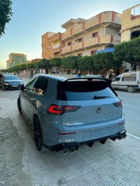 سيارات-volkswagen-golf-85-2026-black-edition-البليدة-الجزائر