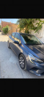 automobiles-renault-clio-5-2022-iquilibre-ras-el-aioun-batna-algerie