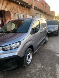 voitures-fiat-doblo-new-van-2024-bou-saada-msila-algerie