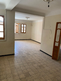 appartement-vente-f4-batna-algerie