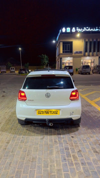 voitures-volkswagen-polo-2013-life-chlef-algerie