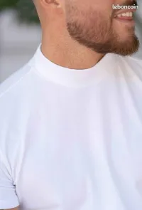 White t-shirt of sale 