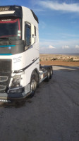 camion-volvo-fh-6x4-2017-hasnaoua-bordj-bou-arreridj-algerie