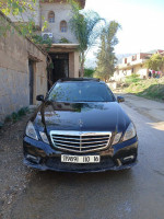 voitures-mercedes-classe-e-2010-bouinan-blida-algerie