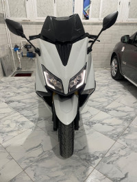 motos-et-scooters-yamaha-tmax-iron-2-2015-bir-el-djir-oran-algerie