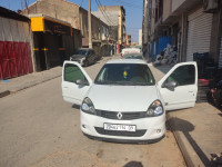 citadine-renault-clio-campus-2014-bye-boufarik-blida-algerie