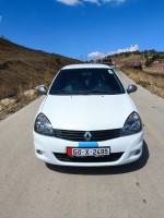 voitures-renault-clio-campus-2013-bye-terrai-bainem-mila-algerie