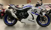Suzuki L8 2018