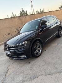 سيارات-volkswagen-tiguan-2017-r-line-الجزائر-وسط