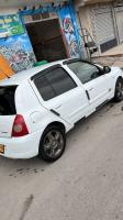 voitures-renault-clio-campus-2012-bye-el-eulma-setif-algerie