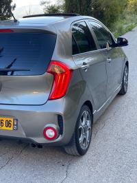 voitures-kia-picanto-2016-sportline-bejaia-algerie