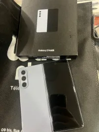 Samsung Z fold 5