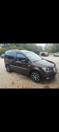 voitures-volkswagen-caddy-2017-highline-boumerdes-algerie