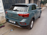 voitures-volkswagen-t-roc-2023-life-alger-centre-algerie