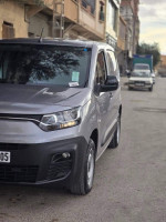 voitures-fiat-doblo-2023-italy-el-achour-alger-algerie