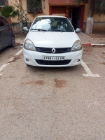 voitures-renault-clio-campus-2012-bye-blida-algerie