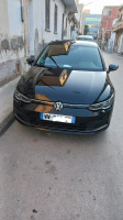 voitures-volkswagen-golf-8-2021-active-algerie