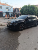 moyenne-berline-volkswagen-golf-8-2023-gtd-ain-kechra-skikda-algerie