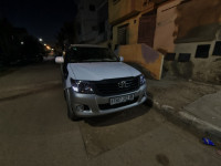 voitures-toyota-hilux-2012-berriane-ghardaia-algerie