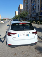 voitures-skoda-fabia-2023-ombution-hussein-dey-alger-algerie