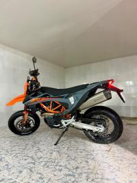 motos-et-scooters-ktm-smc-r-2022-alger-centre-algerie