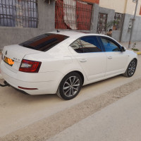 voitures-skoda-octavia-2017-chelghoum-laid-mila-algerie