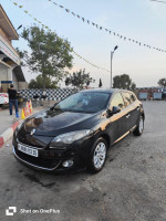 voitures-renault-megane-3-2013-boumerdes-algerie