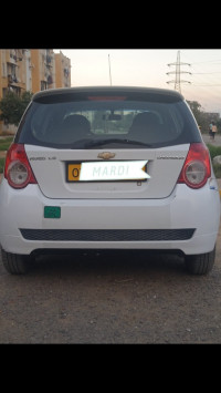 voitures-chevrolet-aveo-5-portes-2012-alger-centre-algerie