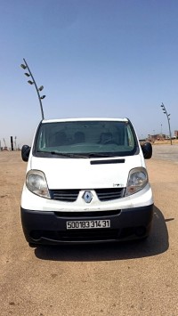 عربة-نقل-renault-trafic-chassis-long-2014-بئر-الجير-وهران-الجزائر
