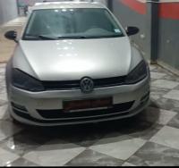 moyenne-berline-volkswagen-golf-7-2013-tredlaine-tamanrasset-algerie