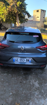 voitures-renault-clio-5-2022-business-taher-jijel-algerie