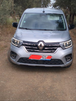 voitures-renault-kangoo-2022-chiffa-blida-algerie