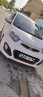 voitures-kia-picanto-2011-style-el-hachimia-bouira-algerie