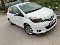 voitures-toyota-yaris-2013-tessala-el-merdja-alger-algerie