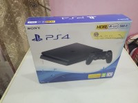 Playstation 4 avec la boit