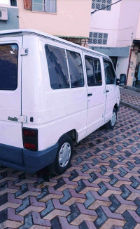 fourgon-renault-trafic-1996-tizi-ouzou-algerie